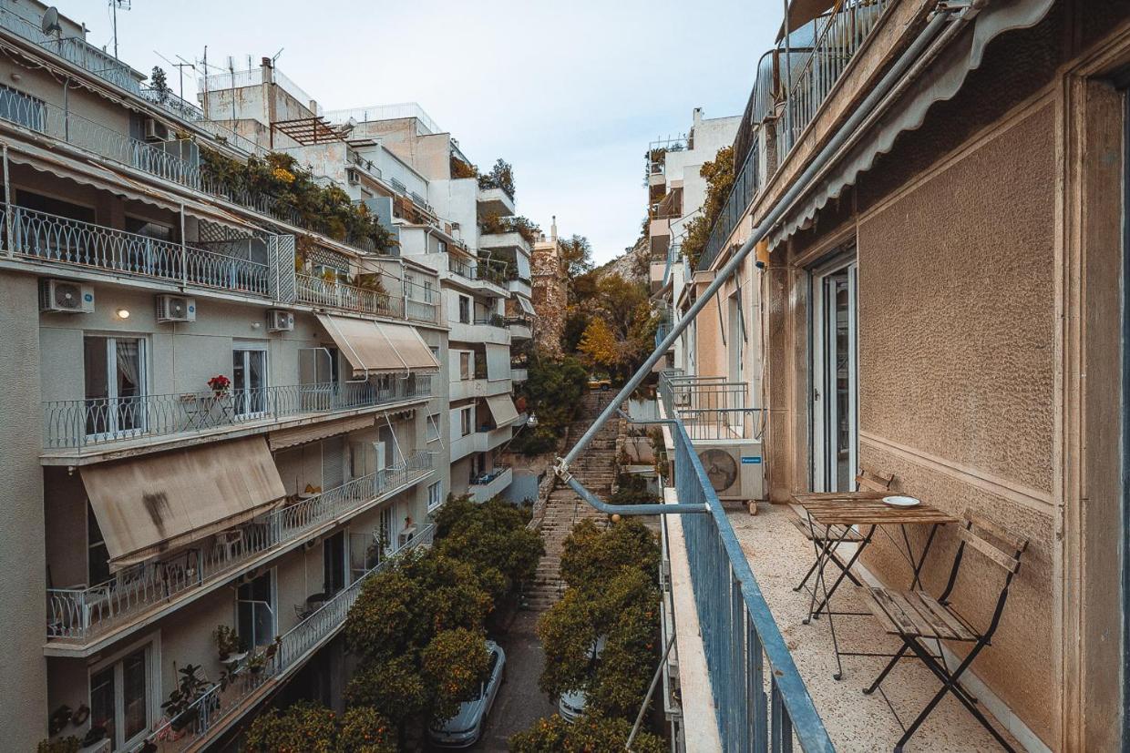 Athenian Apartment In Kolonaki Exterior photo