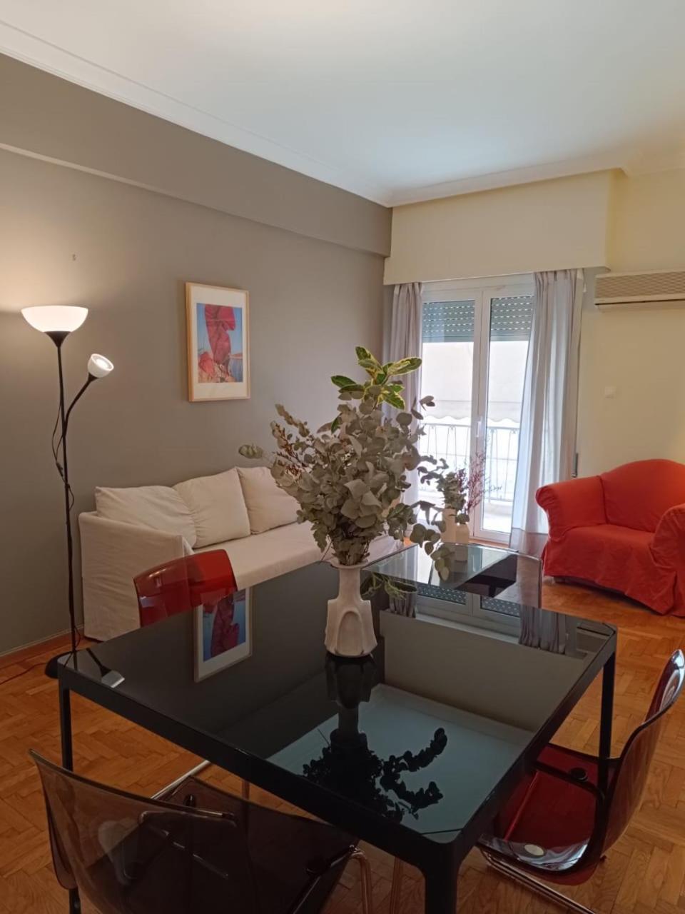 Athenian Apartment In Kolonaki Exterior photo